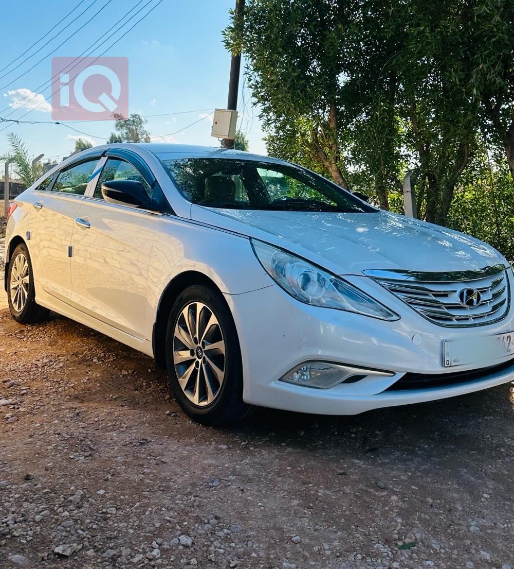 هیۆندای سۆناتا